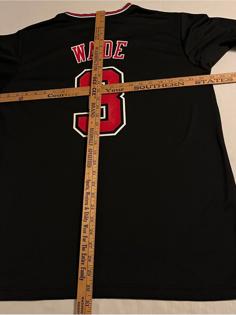 RARE Adidas 2016 Chicago Bulls Dwayne Wade Sleeved Alternate Jersey Shirt LARGE - Picture 8 of 10